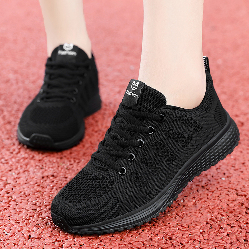 Spring and summer middle-aged and elderly walking shoes, middle-aged mother's sports shoes, women's mesh soft sole non-slip casual travel running shoes - Image 4